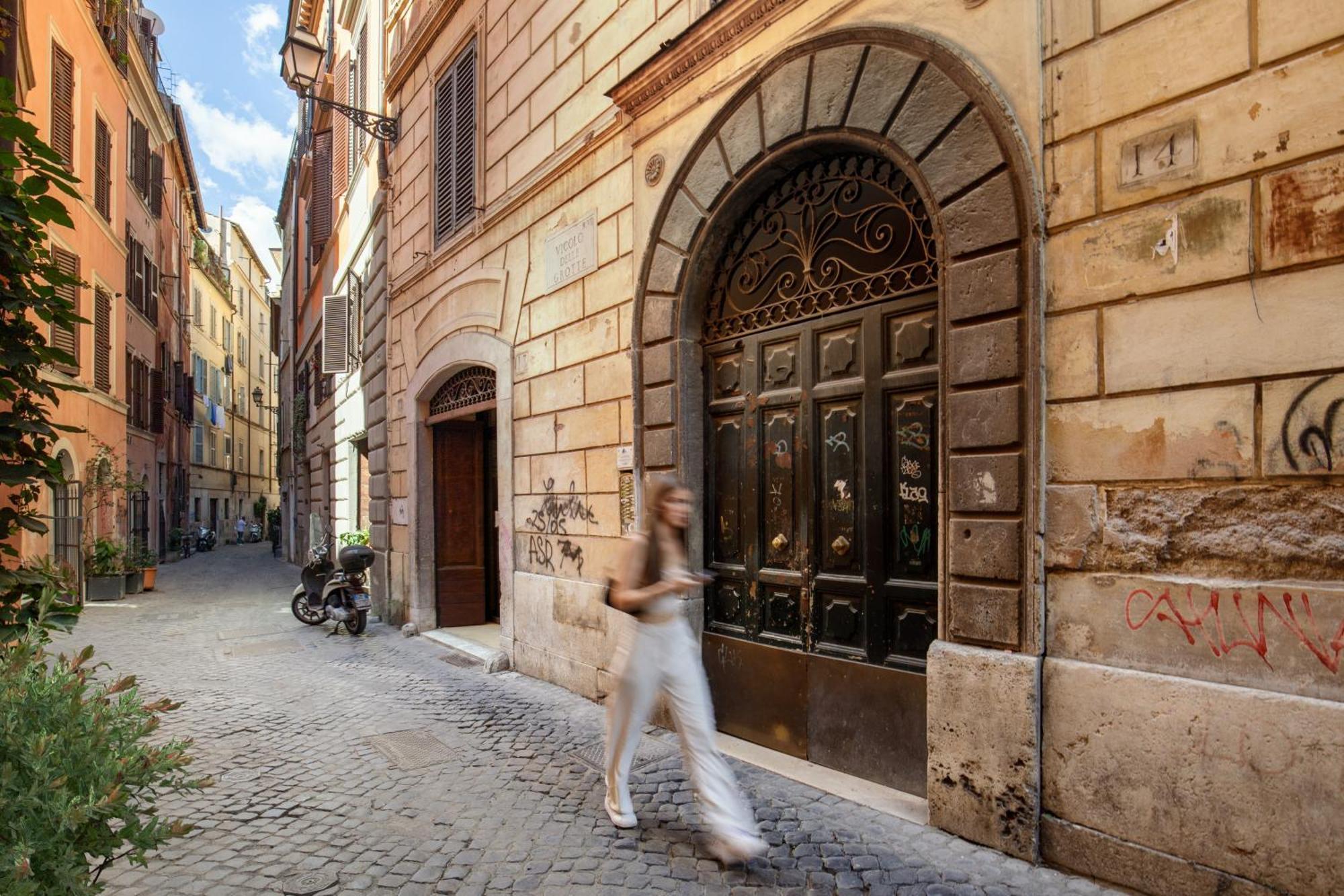 The Right Place 4U Grotte Apartment, Rome